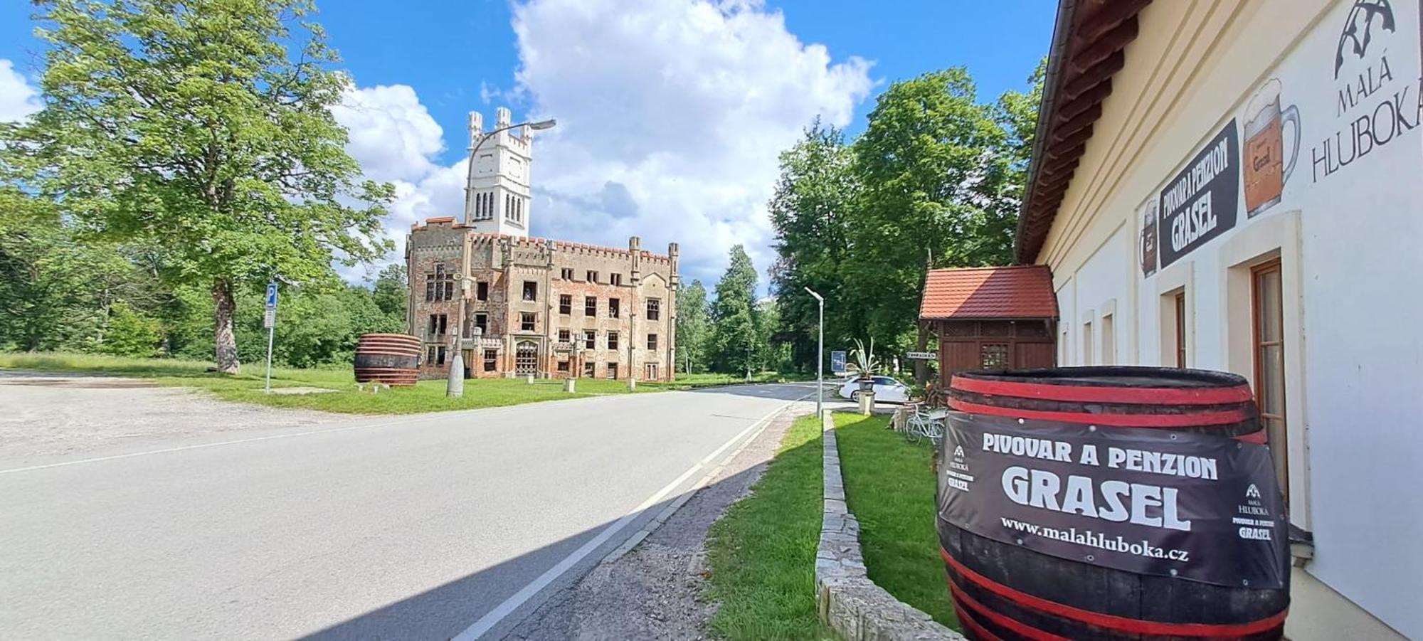 Pivovar A Penzion Grasel Český Rudolec Dış mekan fotoğraf
